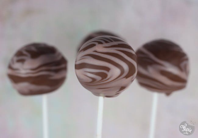 Cake pops zébrés