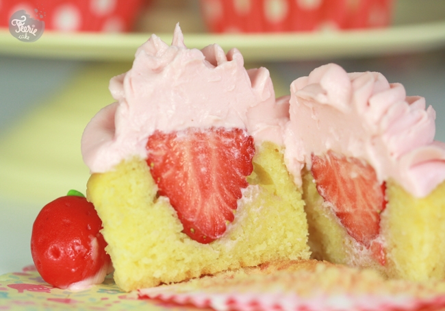cupcakes fraise surprise