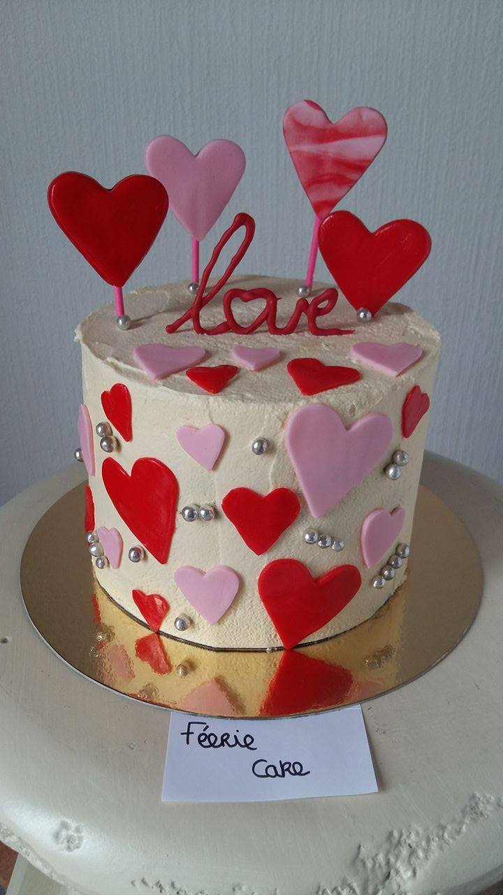 gâteau à étages st valentin - Féerie Cake, le blog