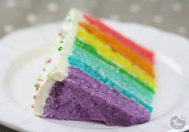 Gâteau arc-en-ciel - recette gâteau d'anniversaire
