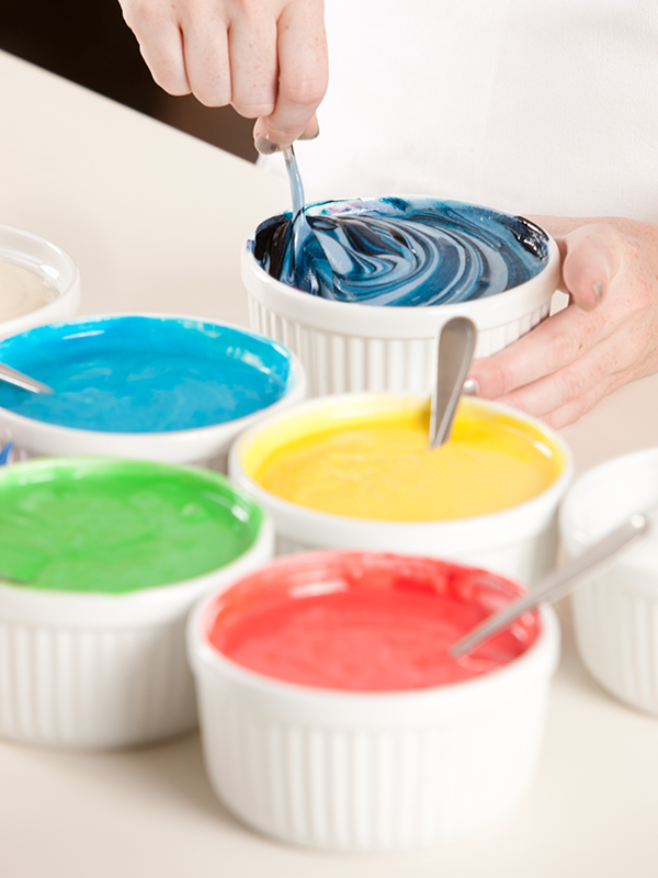 Les colorants alimentaires du Rainbow Cake