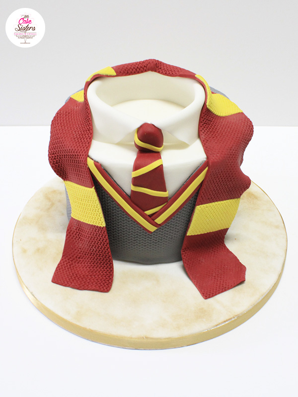 Etape du gâteau en pâte à sucre Harry Potter