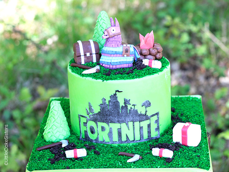 Gâteau Fortnite en pâte à sucre : idéal pour l'anniversaire d'un jeune garçon !