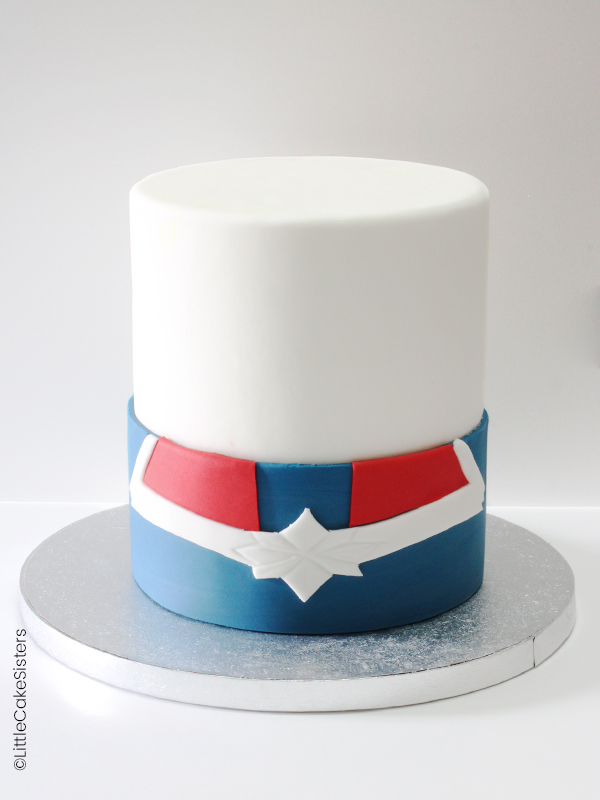 Tuto pâte à sucre : gâteau sur le thème Marvel, Avengers : idéal pour un anniversaire