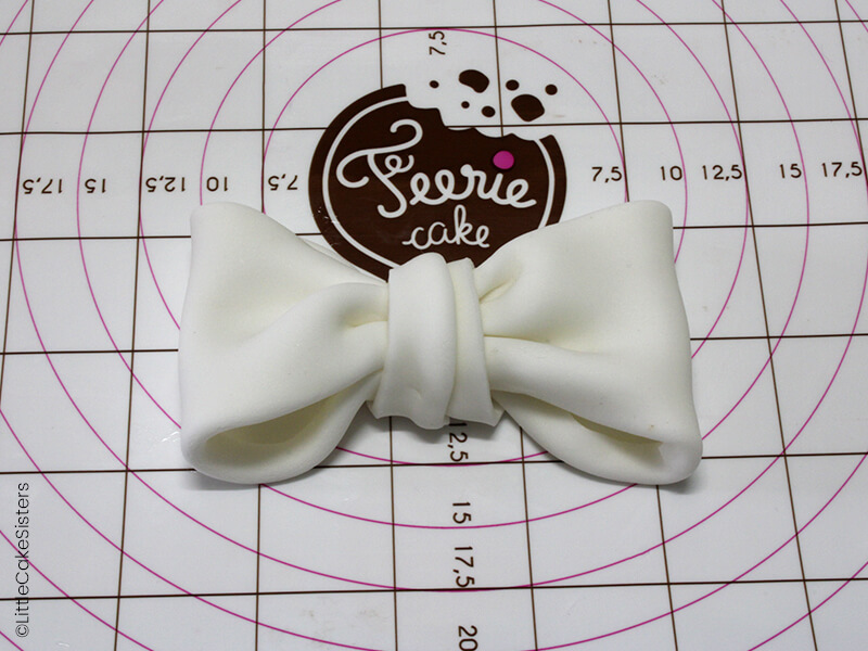 photo candy box cake noeud fini