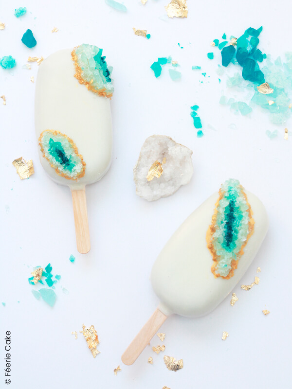 photo cakesicle pops geode 2